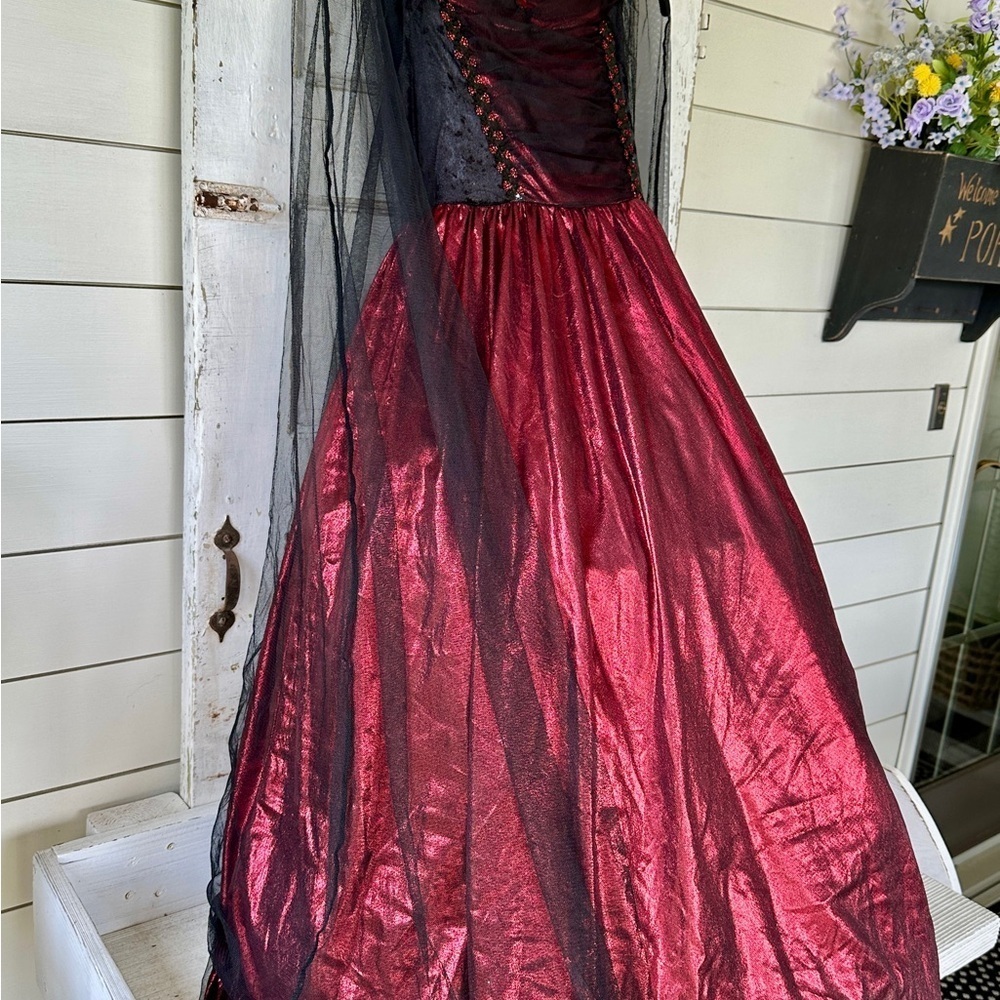 HALLOW’S EVE, GIRLS WITCH COSTUME.LONG DRESS WITH HOOP,IN RED/BLACK.SIZE S(7-8) - Picture 8 of 11